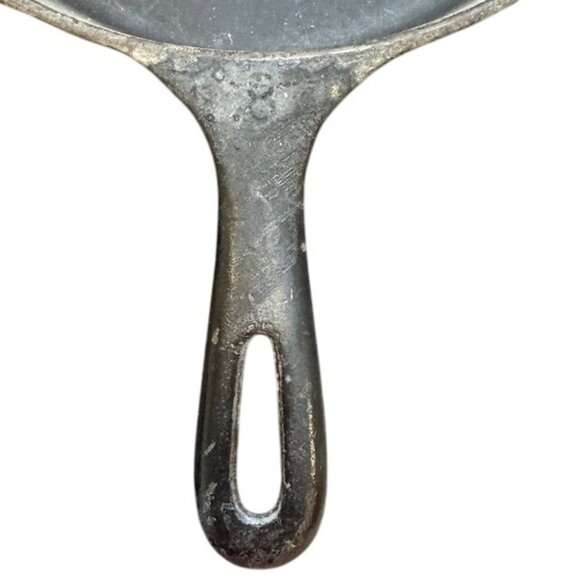 Vintage 10.5" Cast Iron Skillet With Double Pour Spouts & Long Handle Seasoned F - Picture 4 of 7